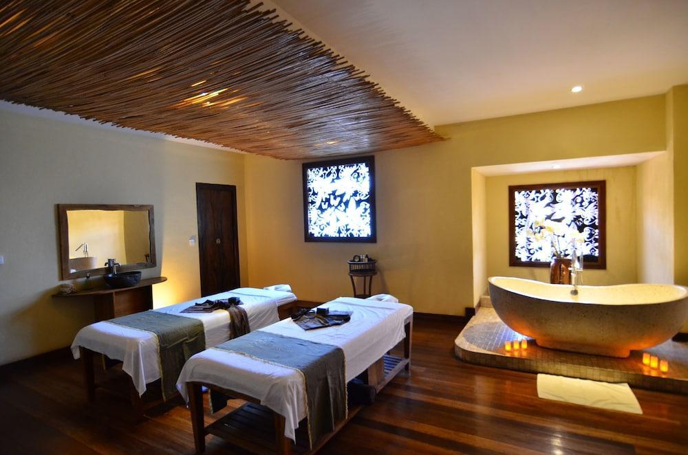 Kupu Kupu Jimbaran Beach Club & Spa By Loccitane Exterior photo